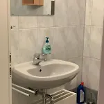 Hechtstrasse 아파트
